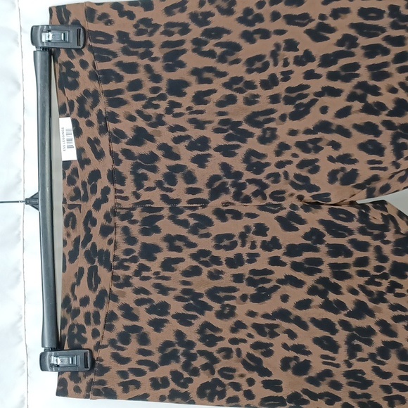 Style & Co Plus Size Basic Printed Leggings, Classic Animal Brown - Picture 3 of 10